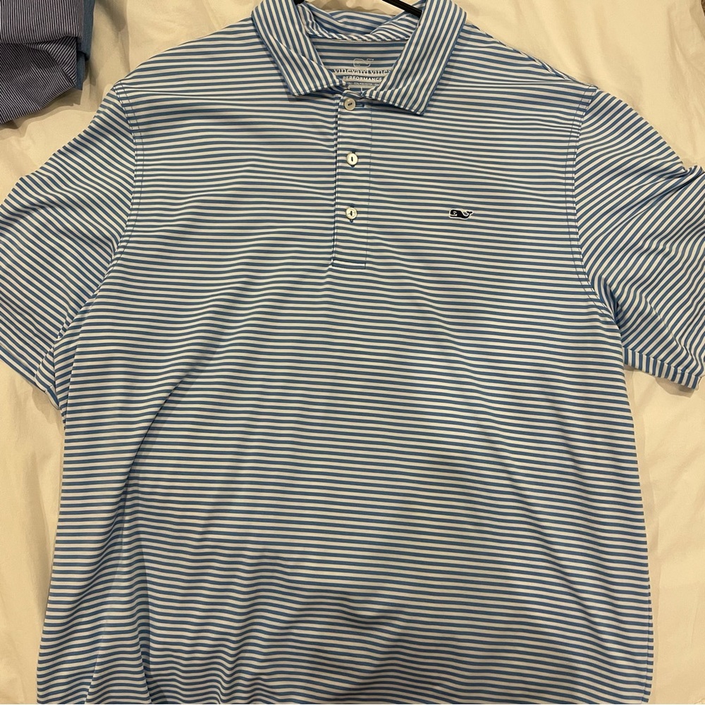 Excellent used condition Vineyard Vines performance polo. Pet/smoke free home.